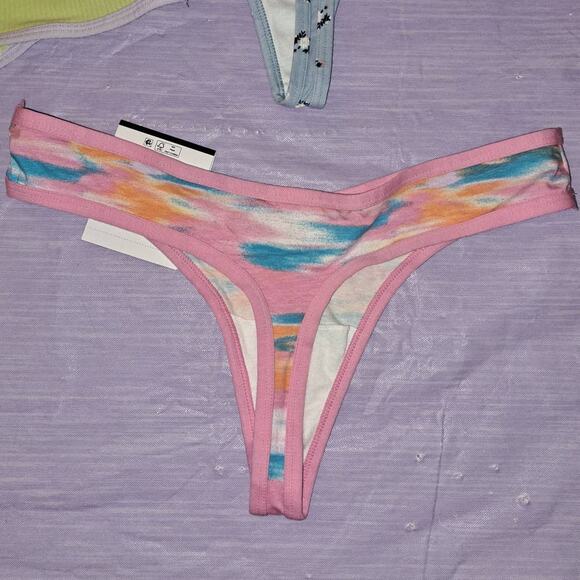 3 Pair of Ladies Cotton Thongs Size Medium 7/9 - Picture 6 of 11